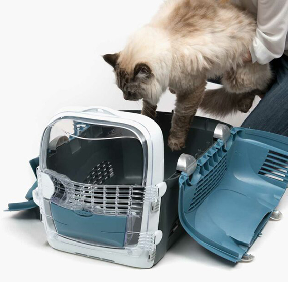 Top loading cat carrier
